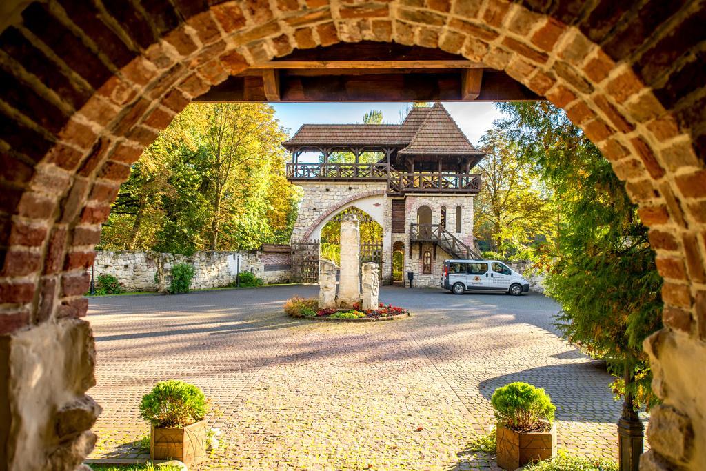 Drevny Grad Park-Hotel Lemberg Exterior foto